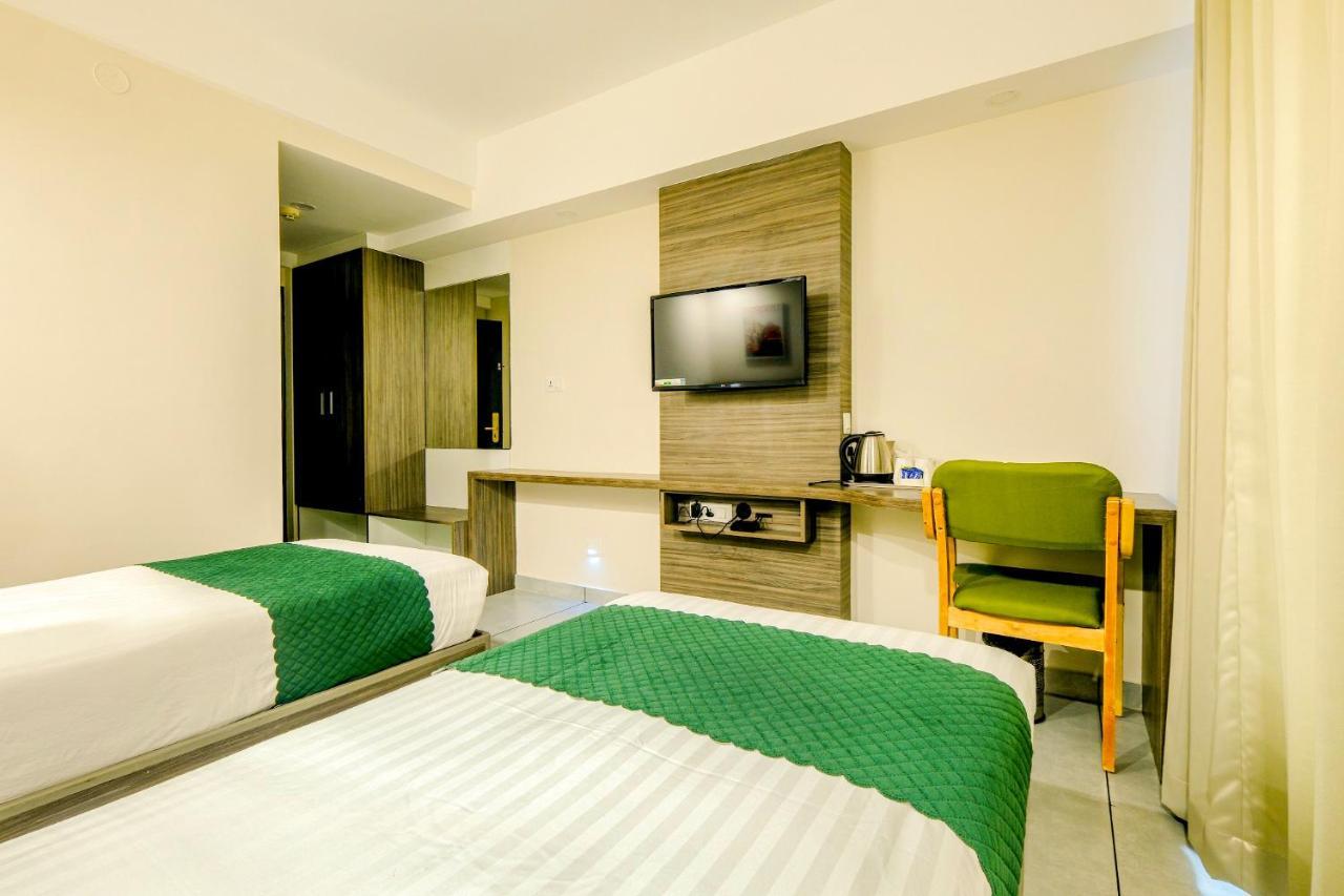 The Heartland Business Hotel, Trivandrum Thiruvananthapuram Exterior foto